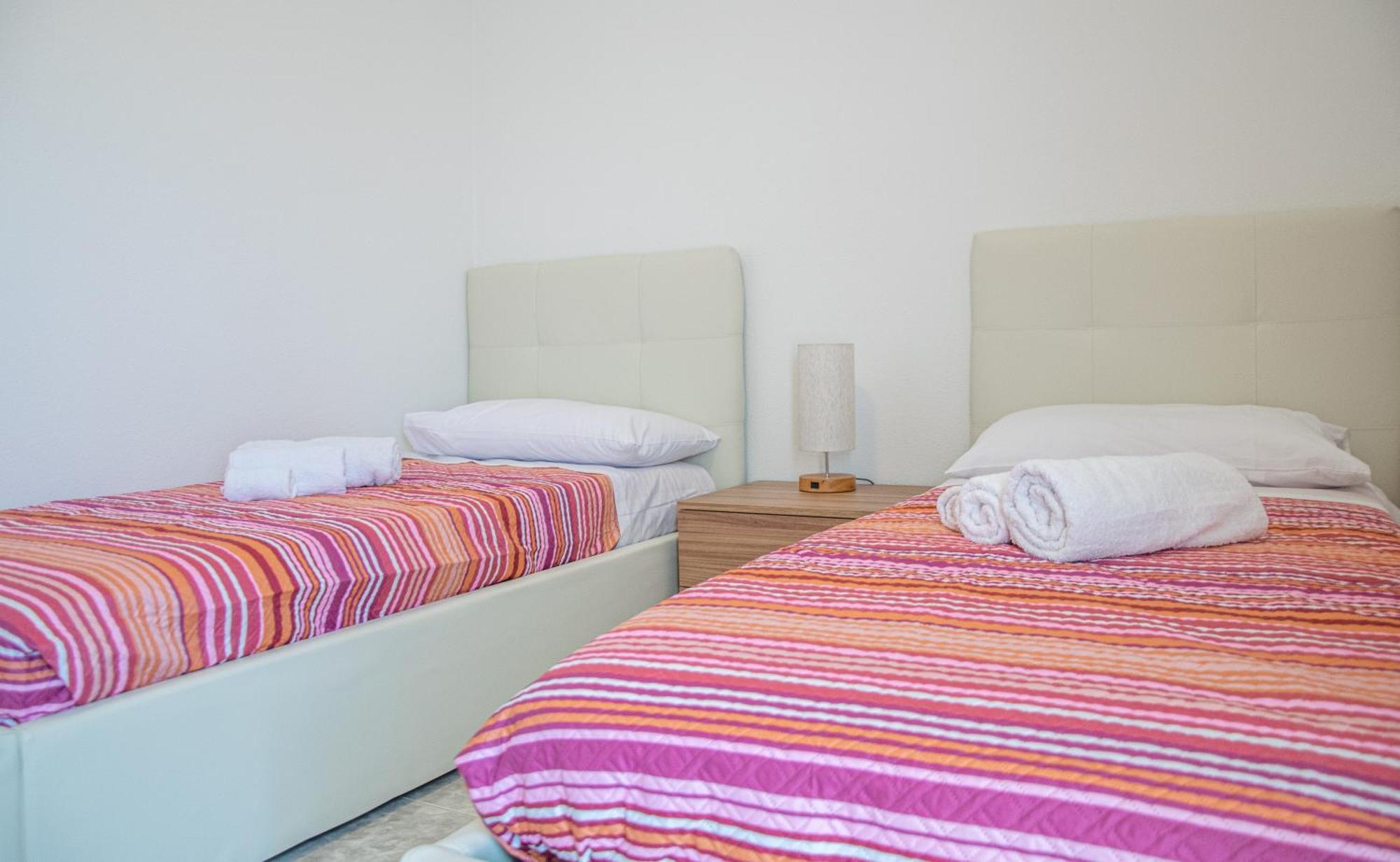Budget Beds 阿尔盖罗 外观 照片
