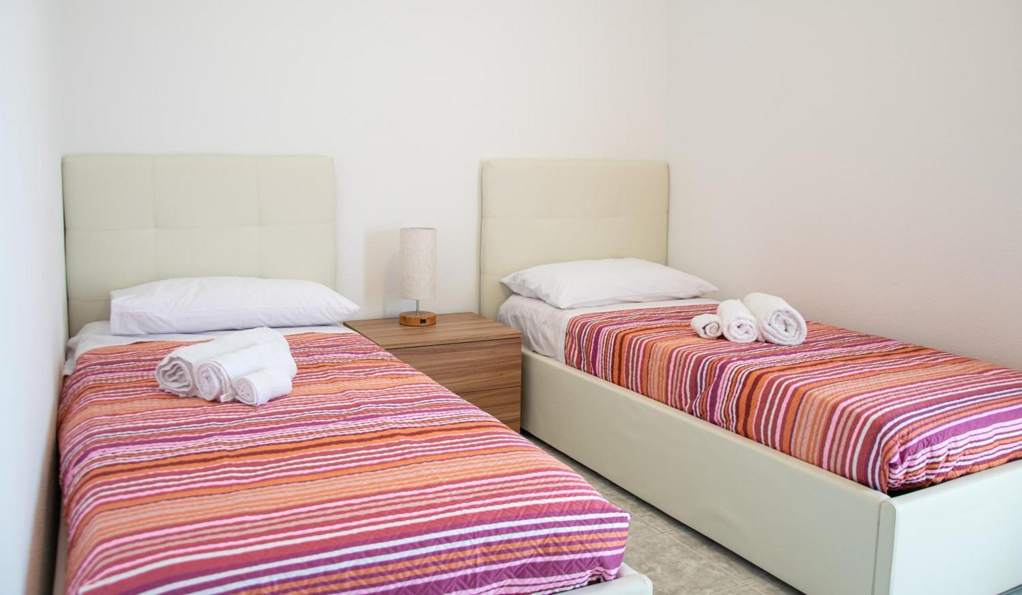 Budget Beds 阿尔盖罗 外观 照片